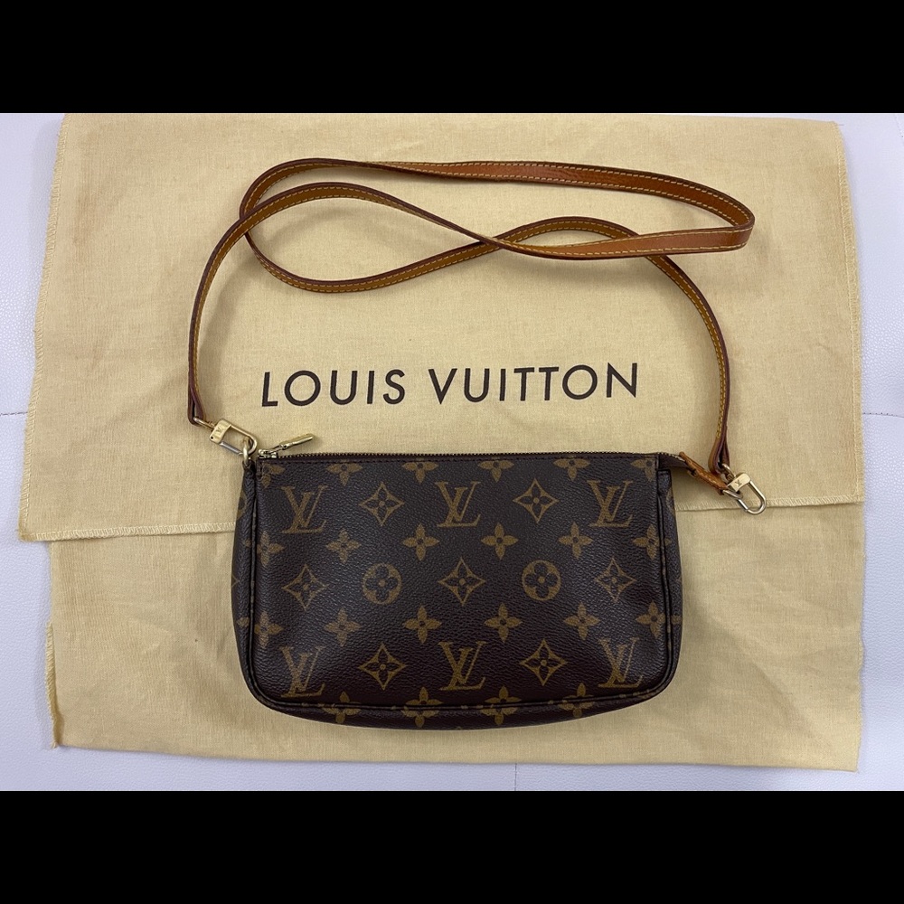Louis Vuitton Pochette Crossbody bag